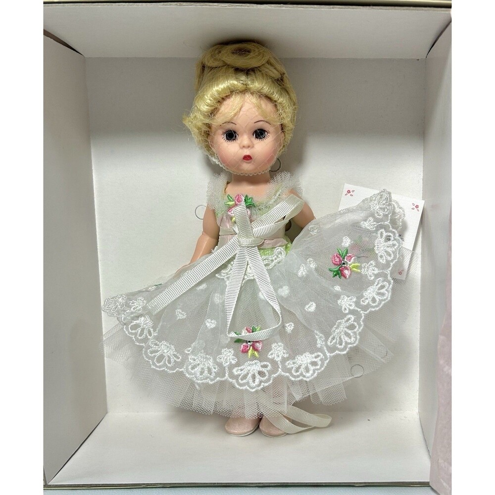 Madame Alexander 8” Doll “Spring Bouquet” #30890 Floral Lace Dress Blonde 2000